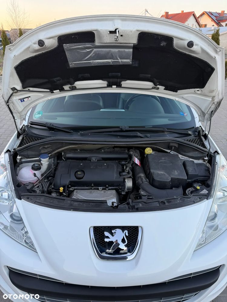 Peugeot 207 CC 120 VTi Premium - 26