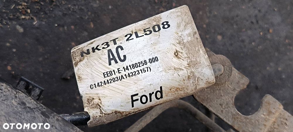BELKA / SANKI TYŁ FORD TRANSIT MK8 - 5