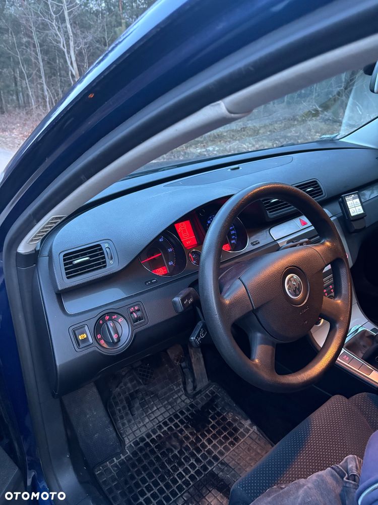 Volkswagen Passat 2.0 TDI 4Mot Comfortline - 8