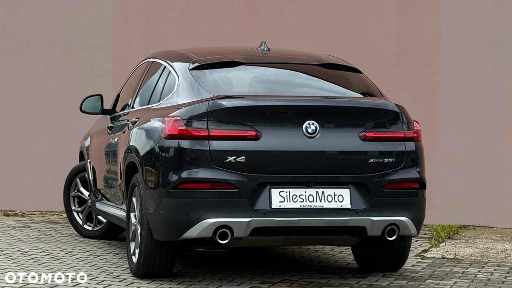 BMW X4 xDrive30i xLine sport - 4