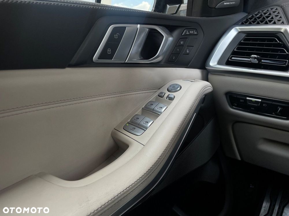 BMW X7 xDrive40d mHEV sport - 25