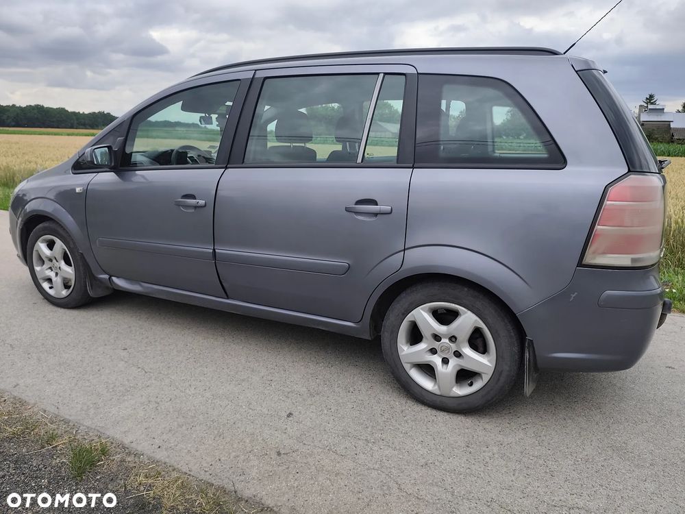 Opel Zafira 1.9 CDTI Essentia - 6