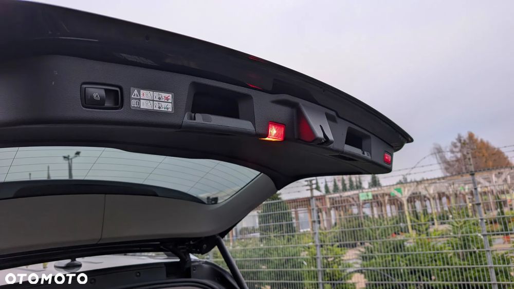 Mercedes-Benz ML - 32