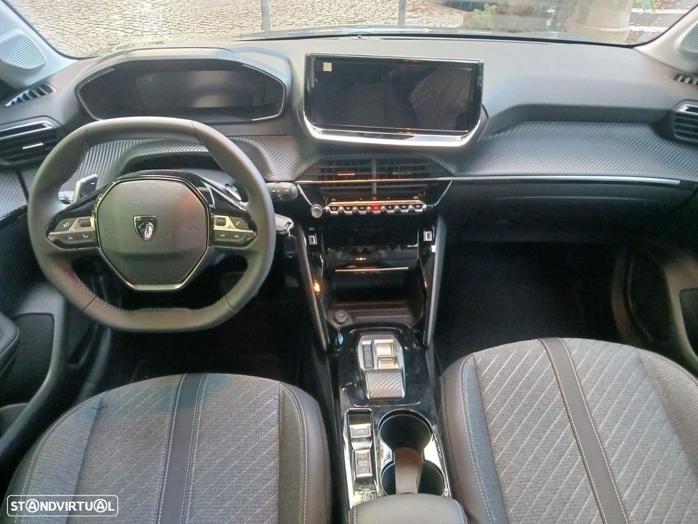 Peugeot 208 1.2 Hybrid Allure e-DCS6 - 11