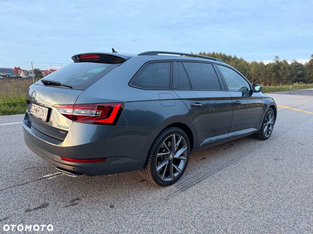 Skoda Superb 2.0 TSI 4x4 Sportline DSG - 5