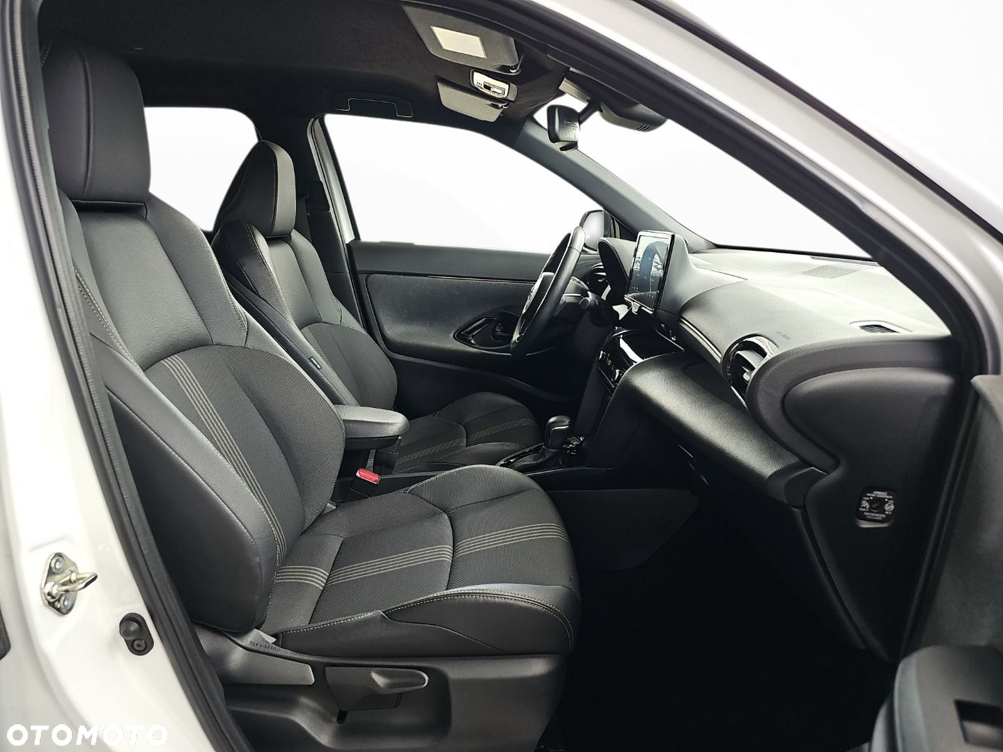 Toyota Yaris Cross - 15