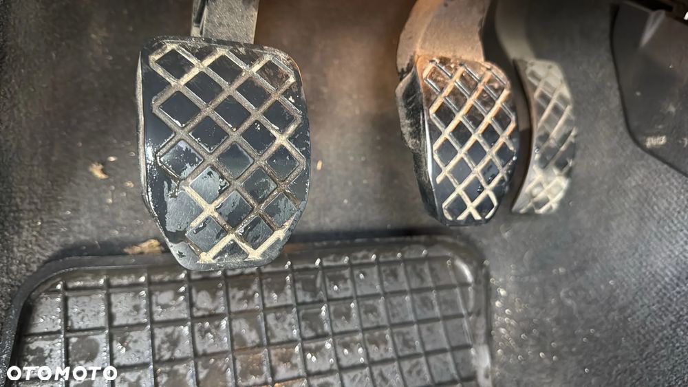 Audi A4 Avant 2.0 TDI - 20