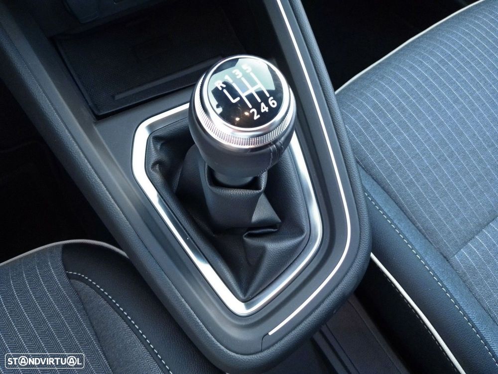 Renault Clio 1.0 TCe Techno Bi-Fuel - 16