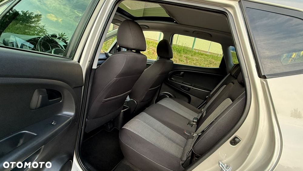 Kia Venga 1.4 CVVT Dream Team Edition - 13