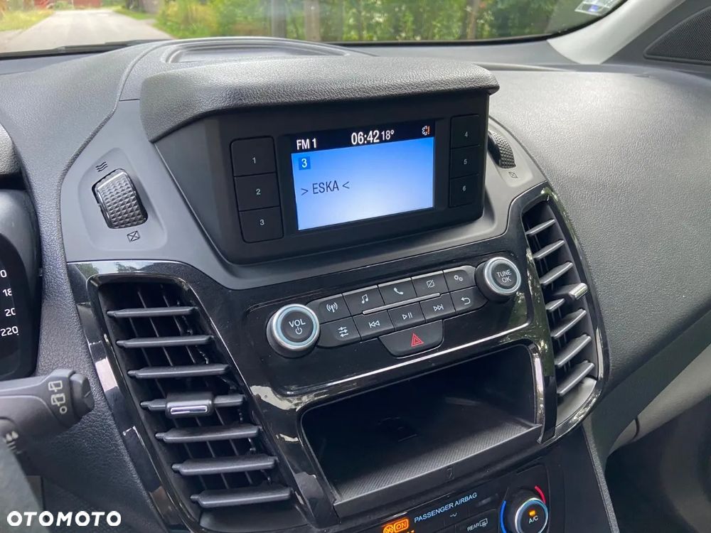 Ford Tourneo Connect 1.5 EcoBlue Trend - 26