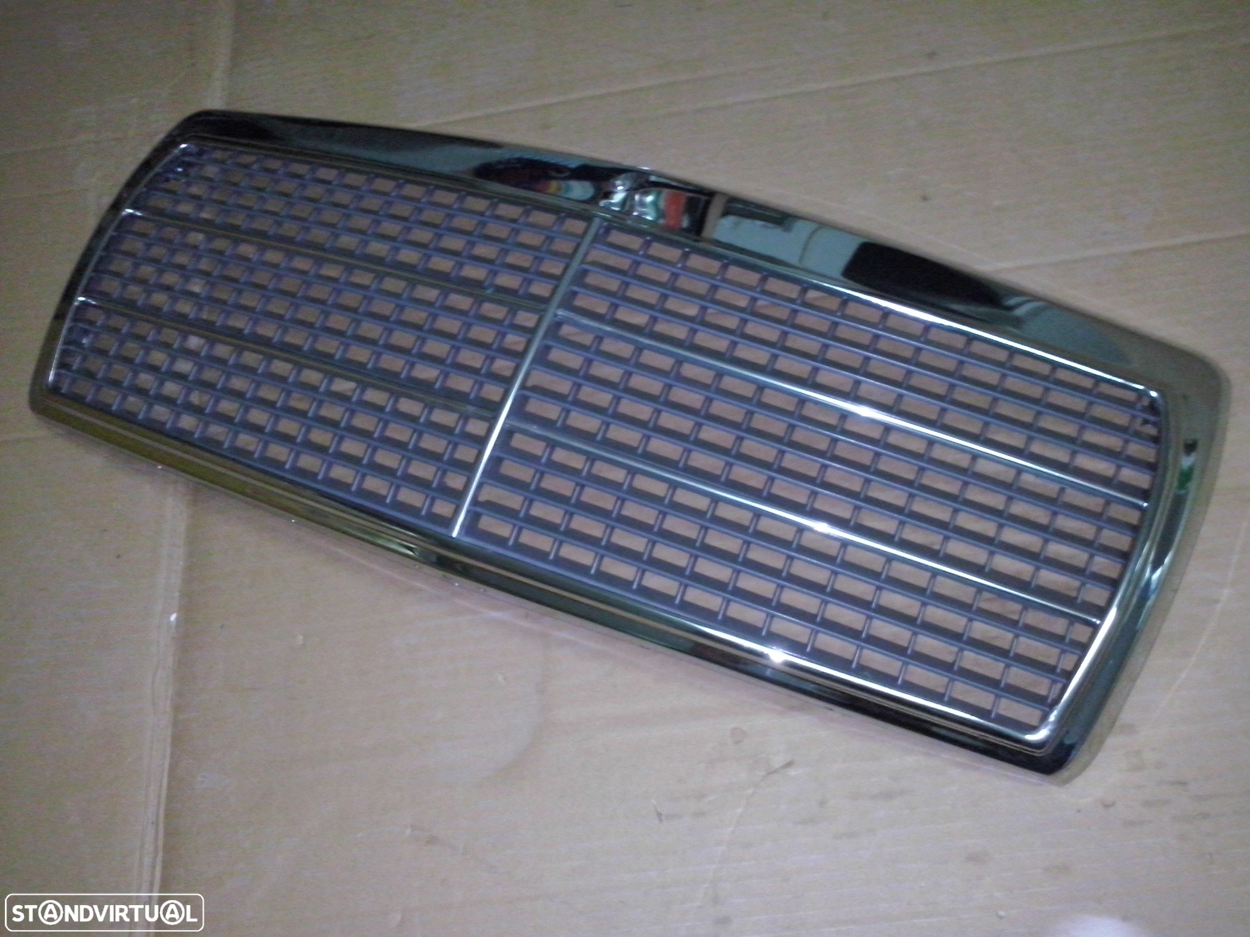 Grelha completa cromada (chapa) Mercedes 190 W201 NOVA - 2