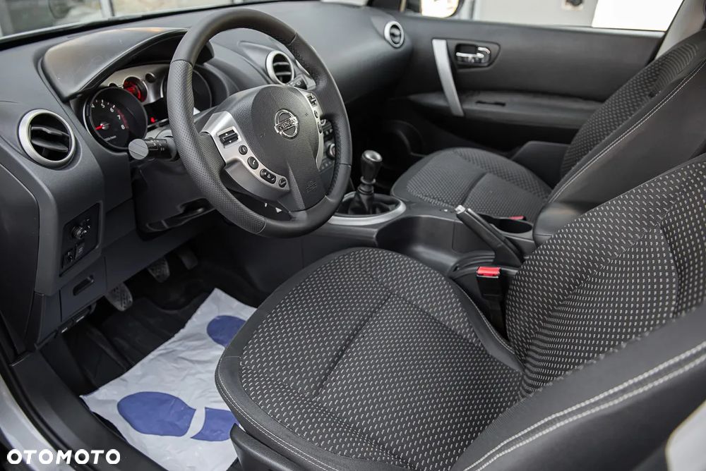 Nissan Qashqai - 15