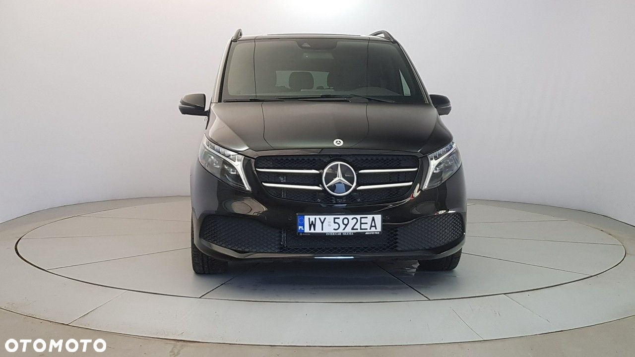 Mercedes-Benz Klasa V - 2