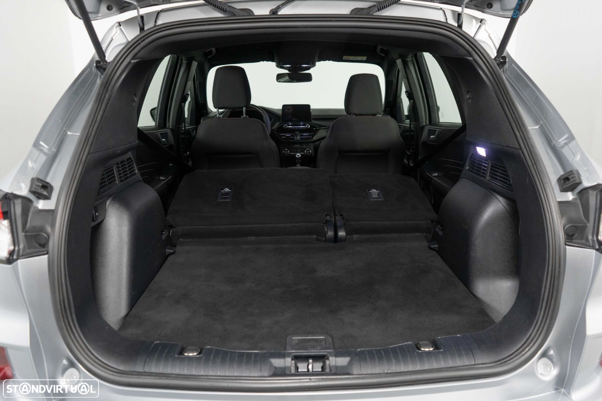 Ford Kuga - 12