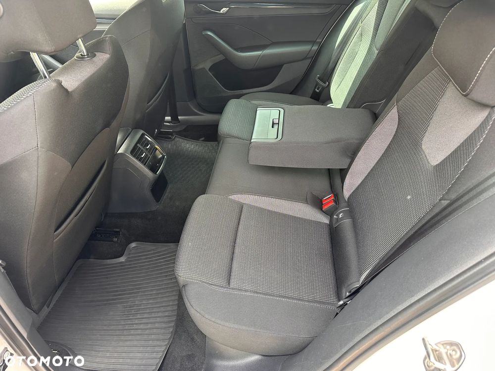 Skoda Octavia 2.0 TDI Ambition - 23