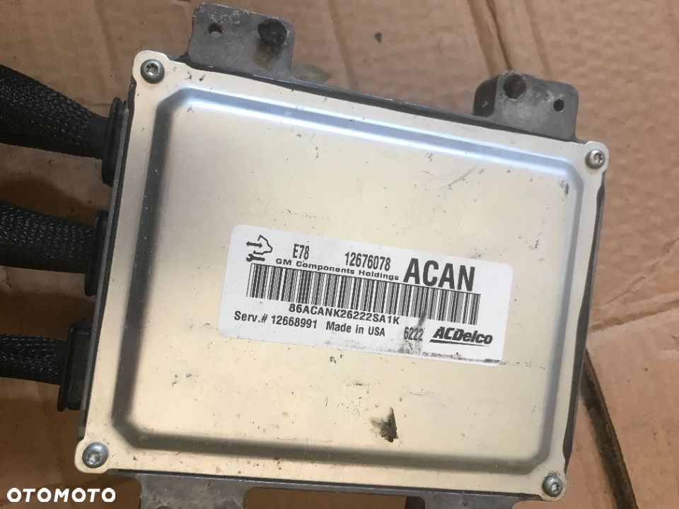 sterownik komputer silnika opel adam corsa d 12676078 - 2