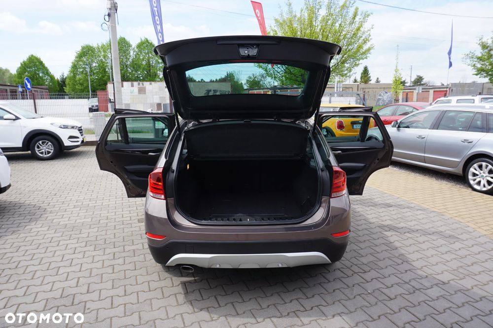 BMW X1 xDrive18d Sport Line - 15