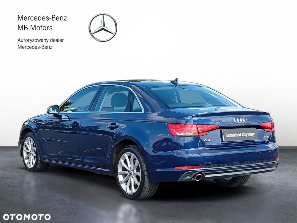 Audi A4 Limousine - 4