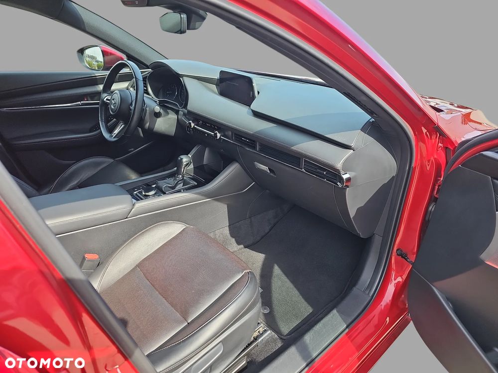 Mazda 3 2.0 mHEV Hikari - 14