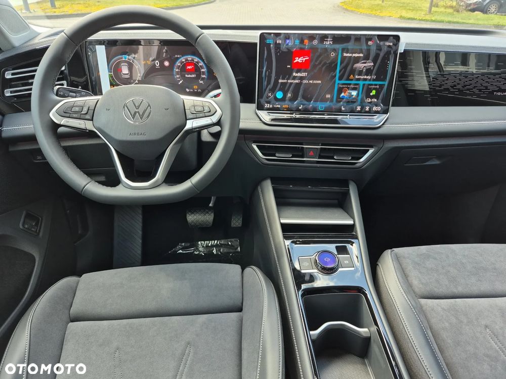 Volkswagen Tiguan - 12