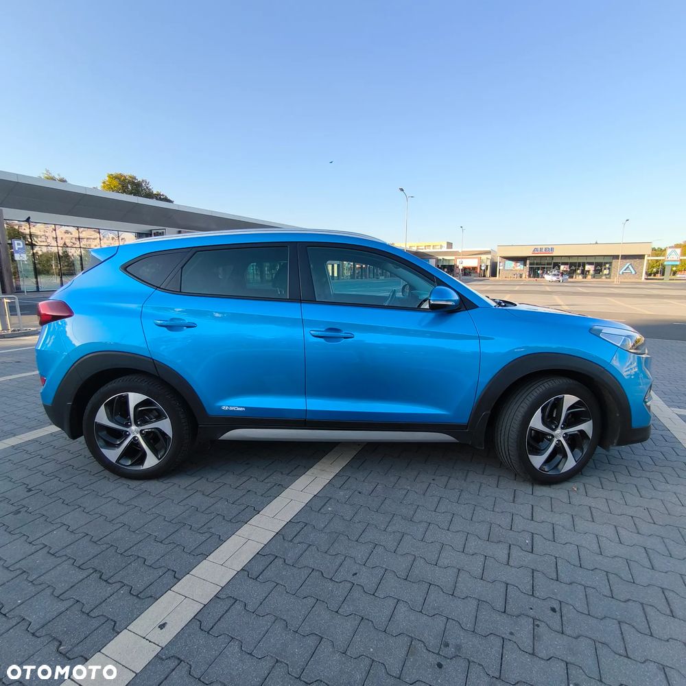 Hyundai Tucson - 4