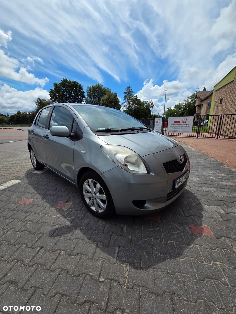Toyota Yaris - 6