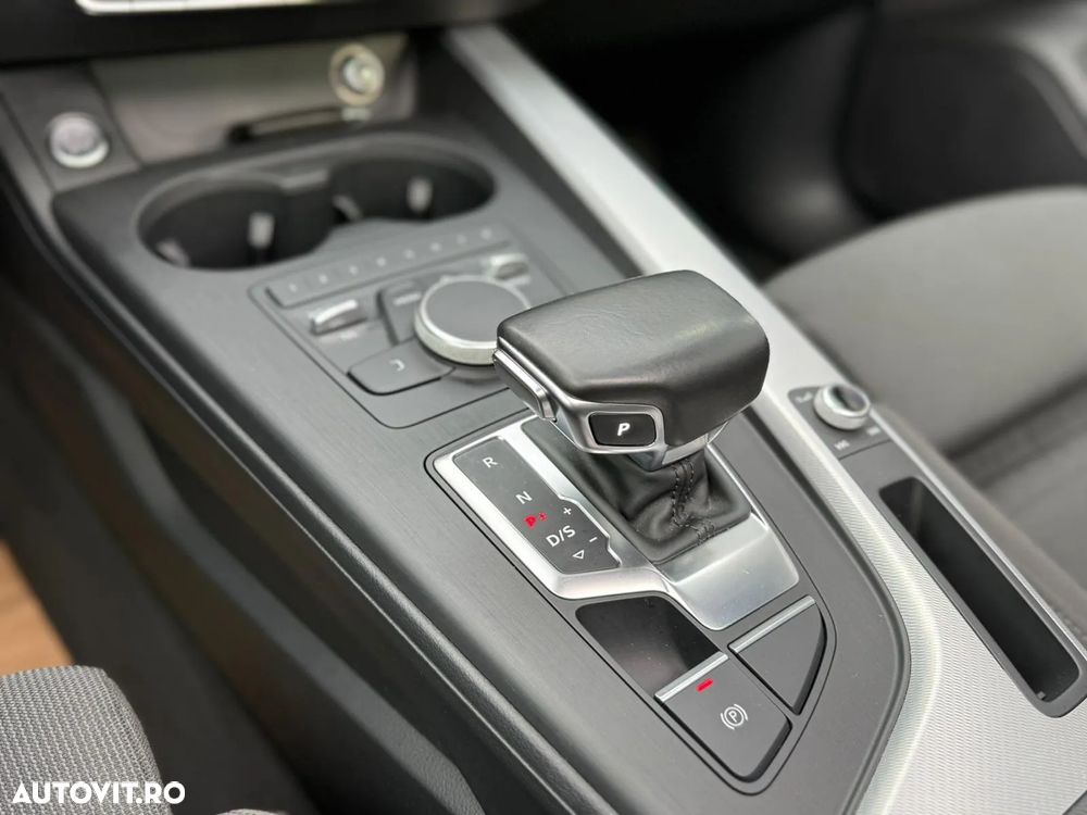 Audi A4 2.0 TDI DPF clean diesel multitronic Ambiente - 11