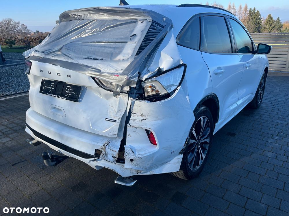 Ford Kuga 2.5 Duratec FHEV 4x4 ST-LINE - 22
