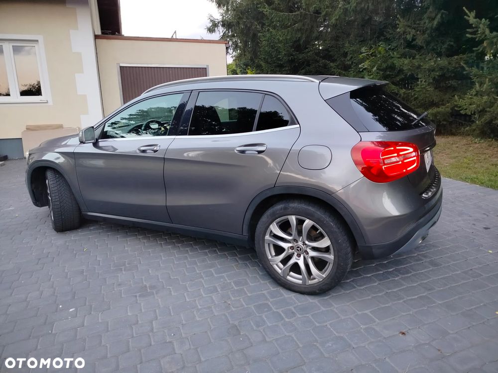 Mercedes-Benz GLA 200 (CDI) d Style - 2