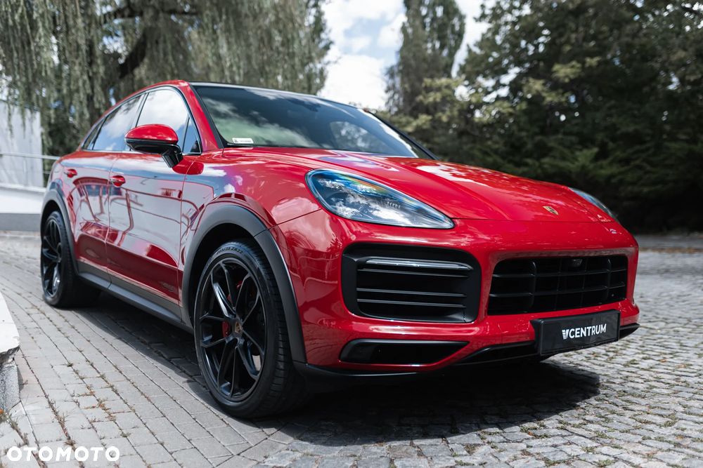 Porsche Cayenne Coupe GTS - 5