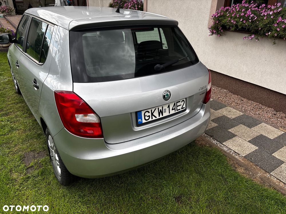 Skoda Fabia - 10
