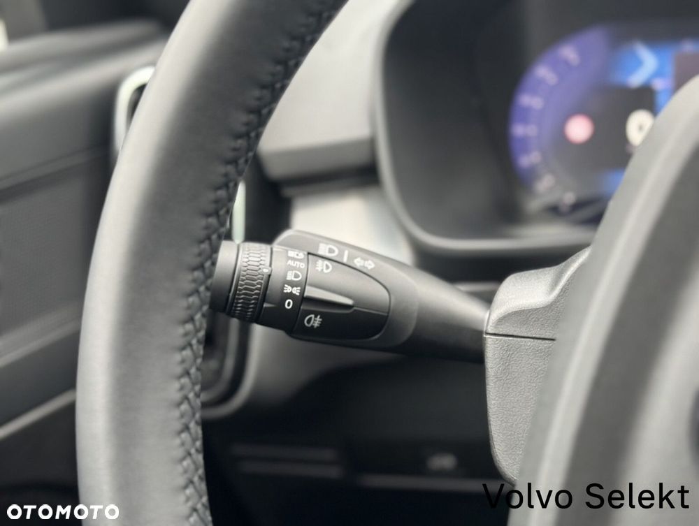 Volvo XC 40 - 26