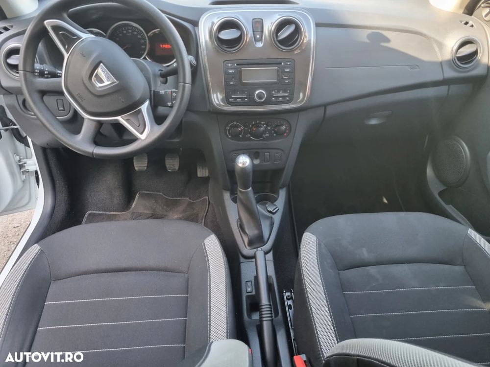 Dacia Sandero 0.9 90CP Stepway - 12