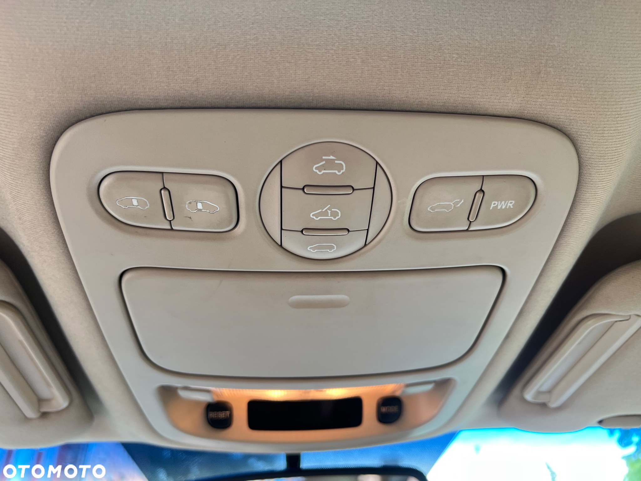 Hyundai Inny - 16