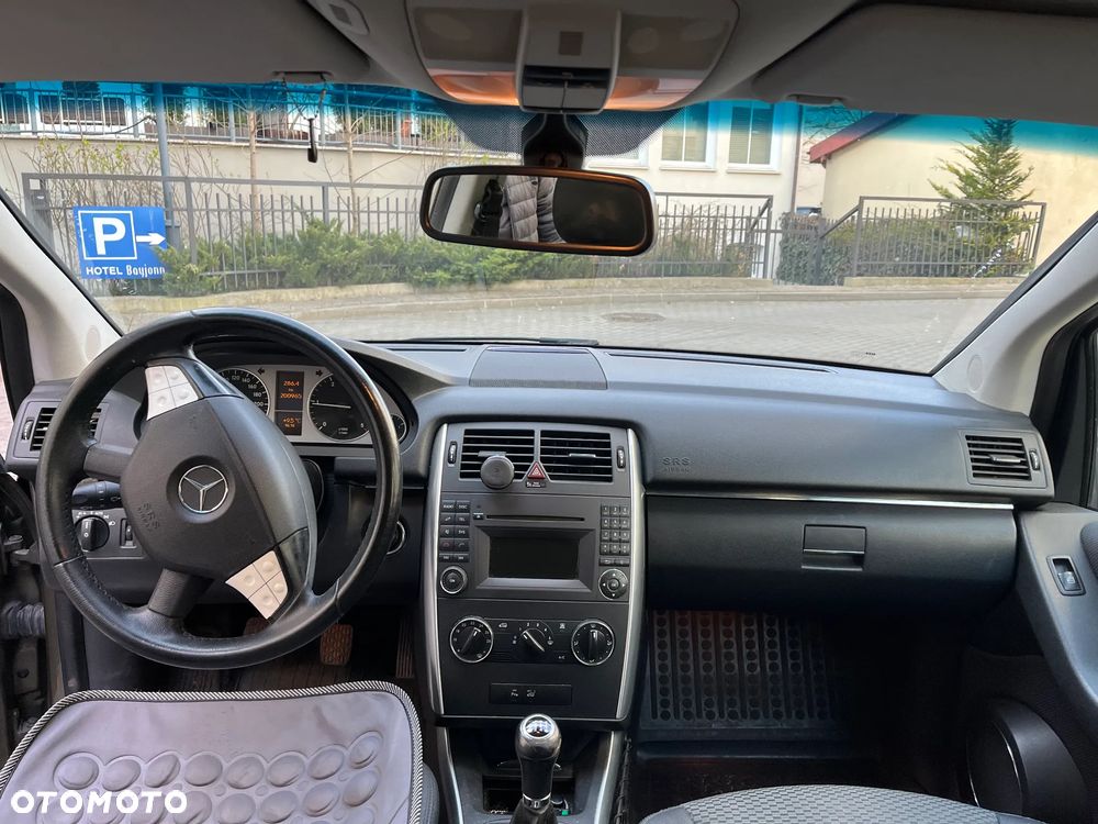 Mercedes-Benz Klasa B 180 CDI - 12