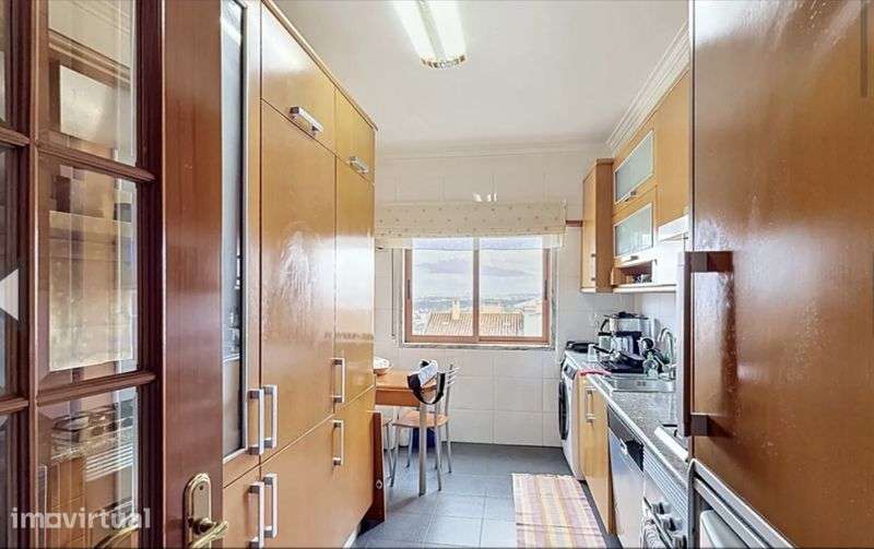 Vende - se T3 Ramada - Grande imagem: 2/7