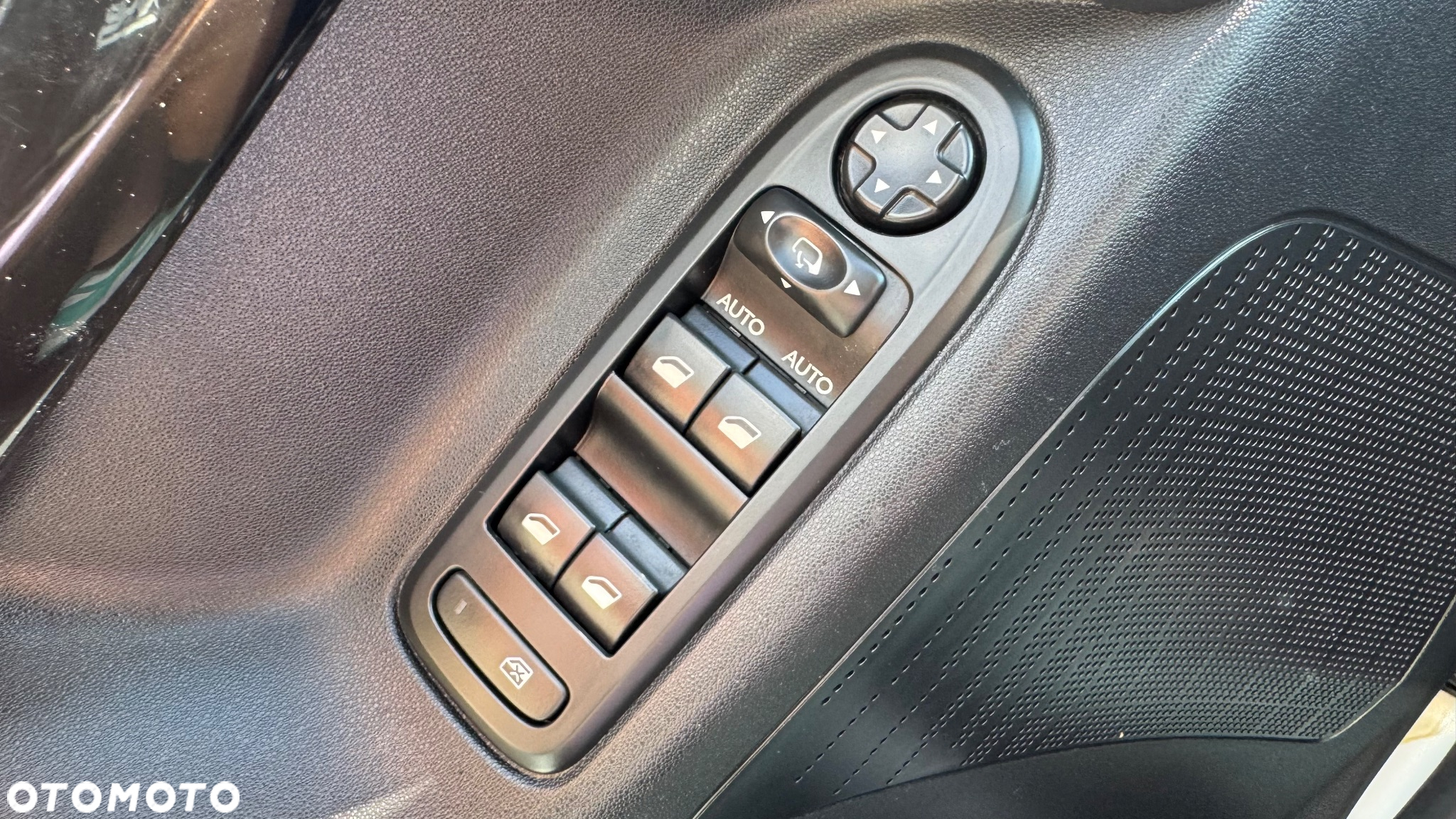 Citroën C3 1.2 PureTech Exclusive - 18