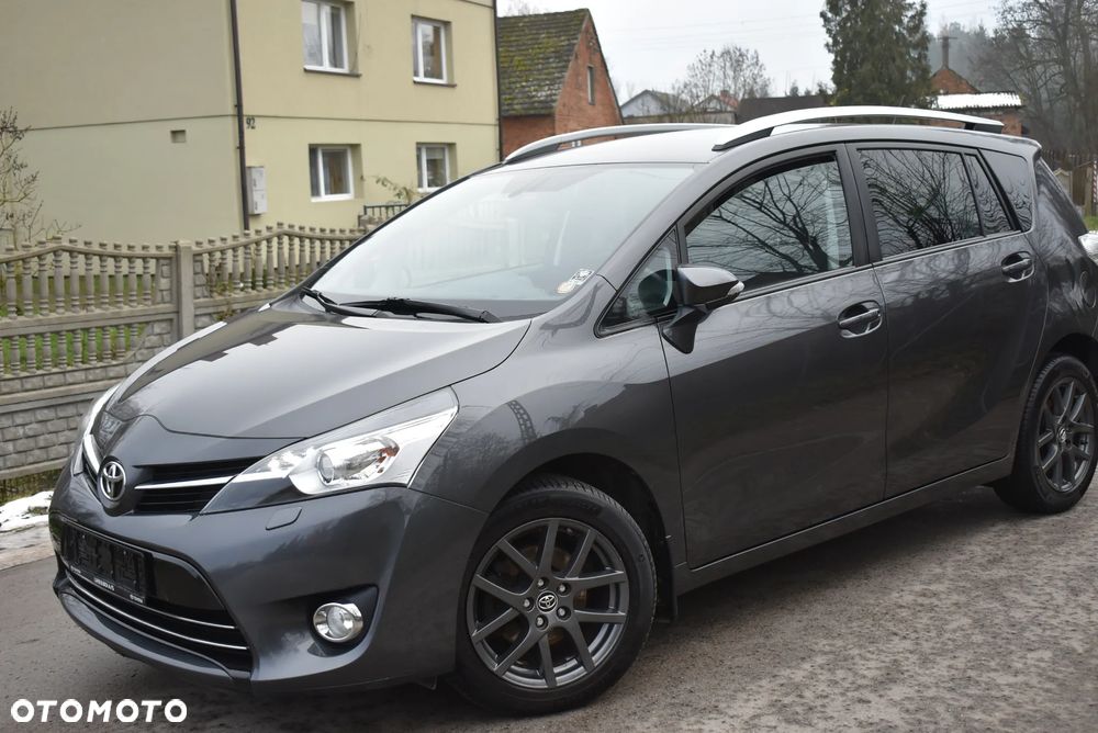 Toyota Verso 1.8 7-Sitzer Executive - 2