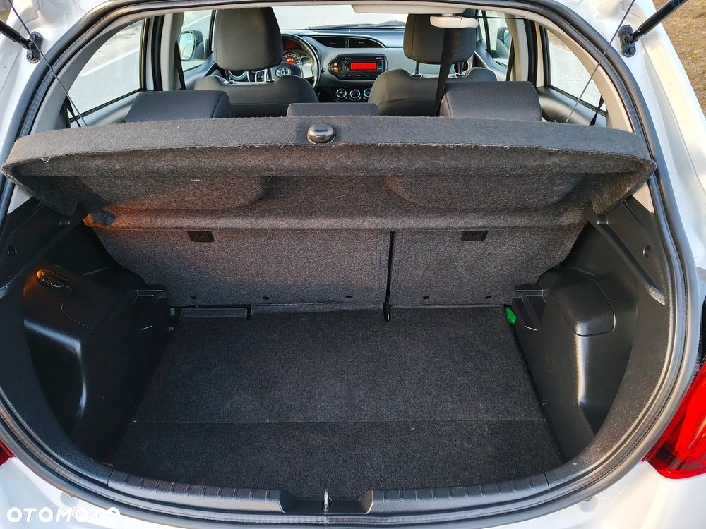 Toyota Yaris 1.33 Active EU6 - 37