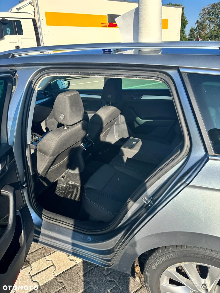 Skoda Superb 2.0 TDI Ambition - 17