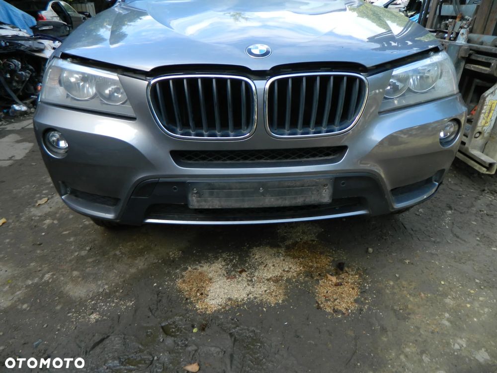 BMW X3 F25 A52/7 Spacegrau Metallic na części
