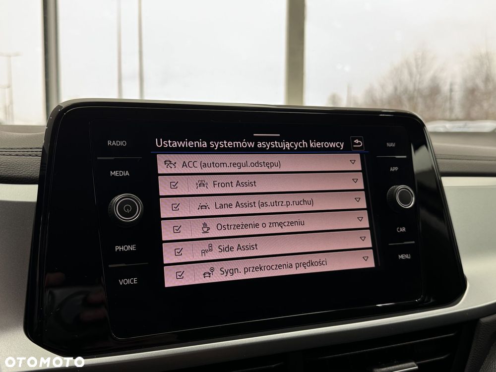 Volkswagen T-Roc 1.0 TSI Life - 30