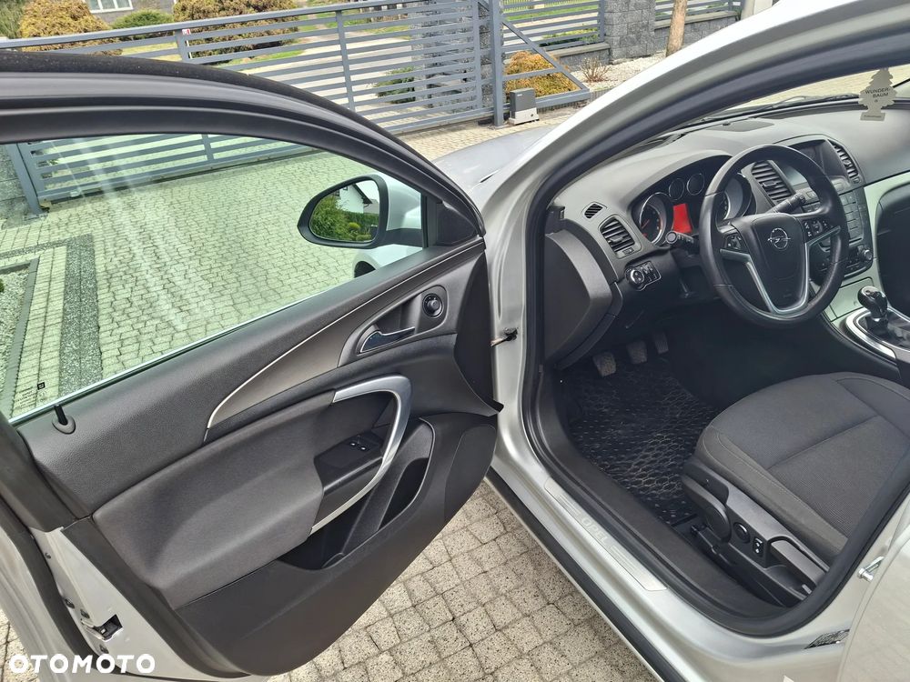 Opel Insignia 1.6 Turbo Cosmo - 17