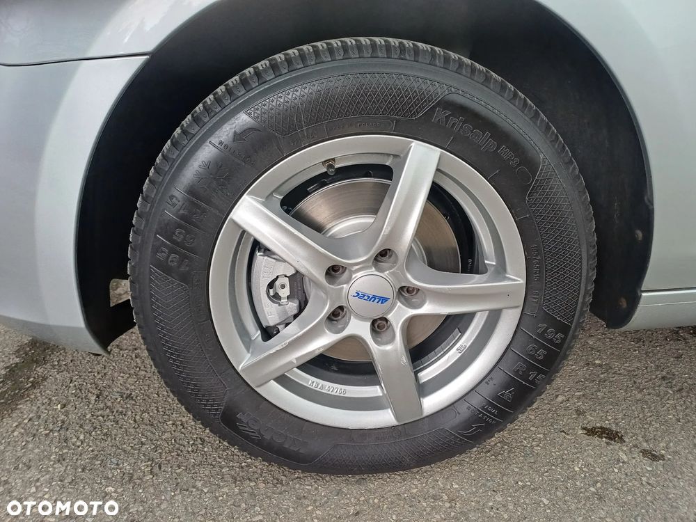 Volkswagen Golf 1.2 TSI Team - 16