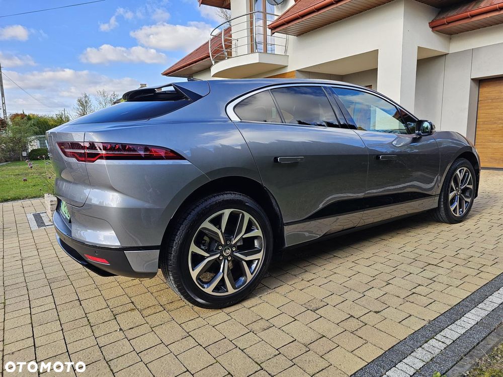 Jaguar I-Pace - 7