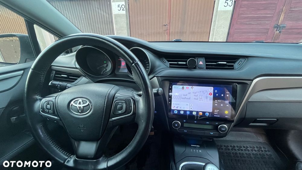 Toyota Avensis - 11