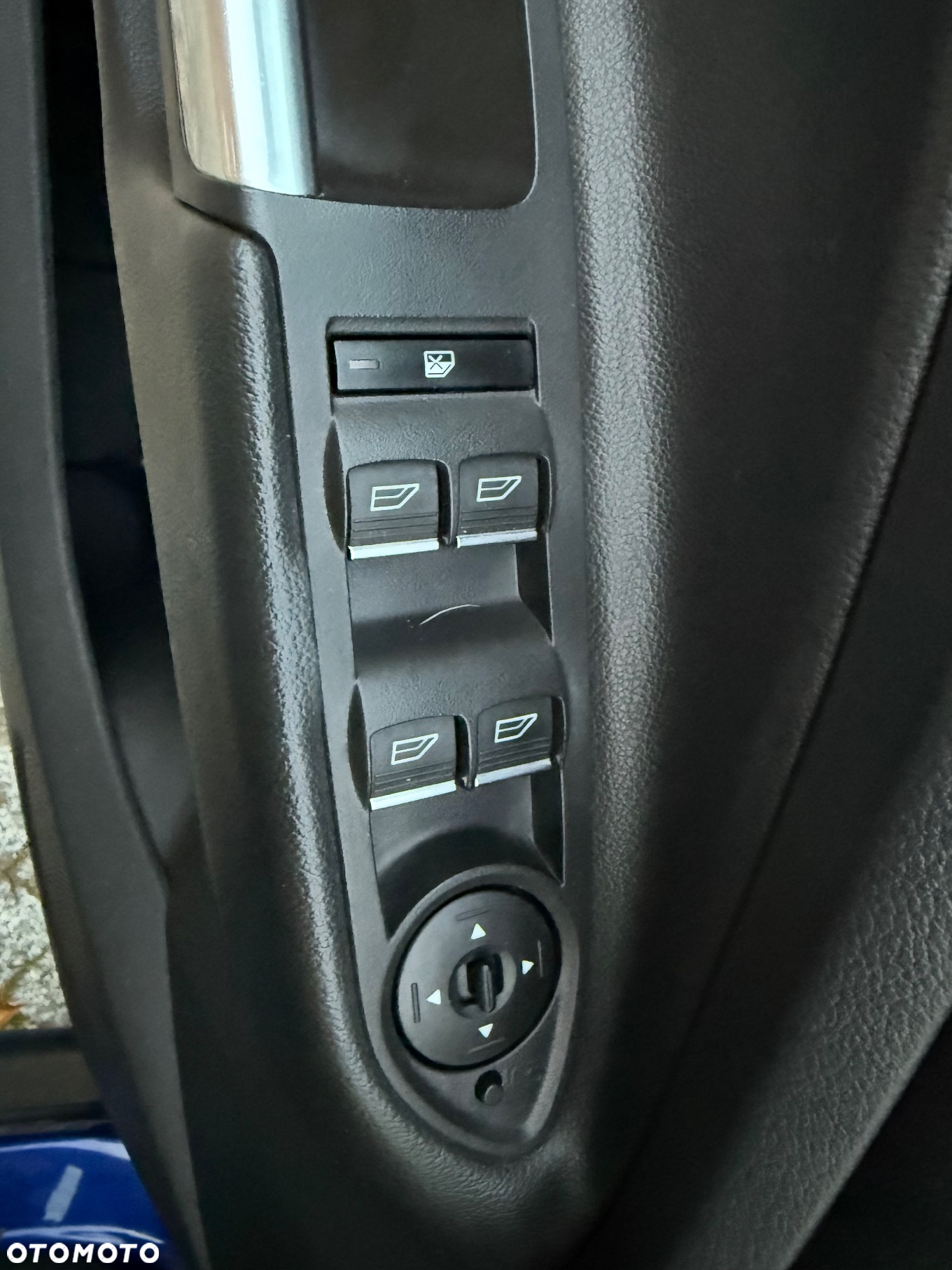 Ford Kuga - 12