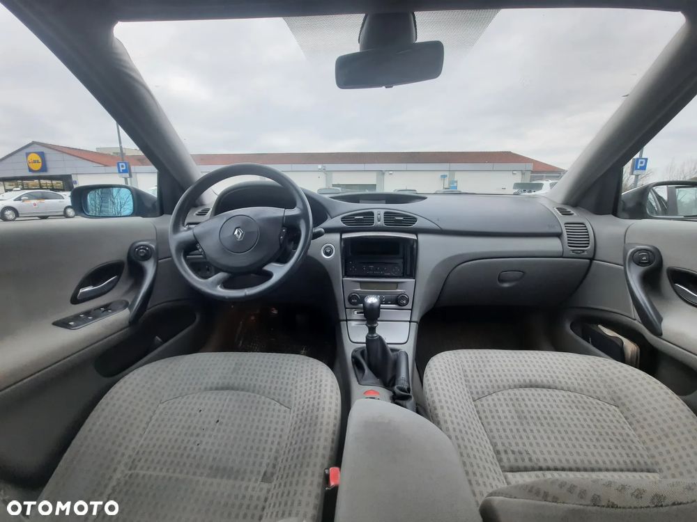 Renault Laguna - 5