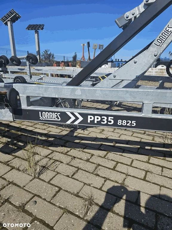 Lorries PP35 8825 - 15