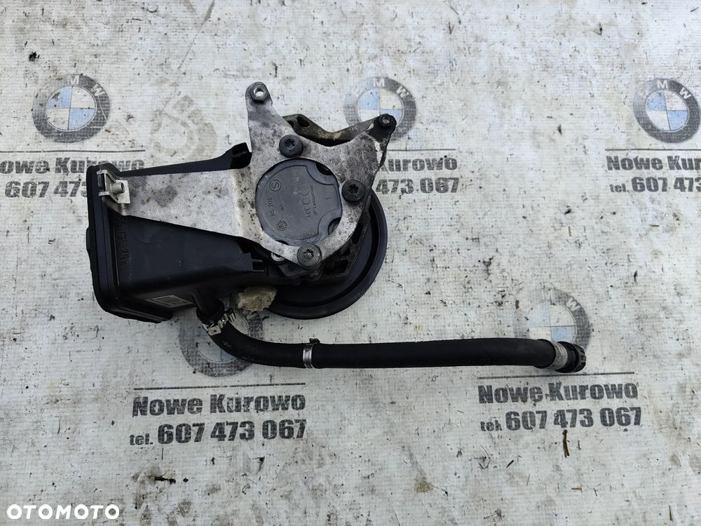 BMW E60 E61 2.5d 3.0d Pompa wspomagania 7693974 - 1